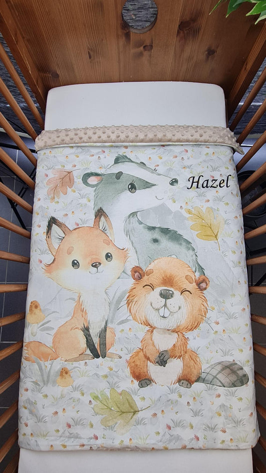 Couverture Plaid Bébé Amis Câlins | 70cm x 95cm | Couleur minky au choix