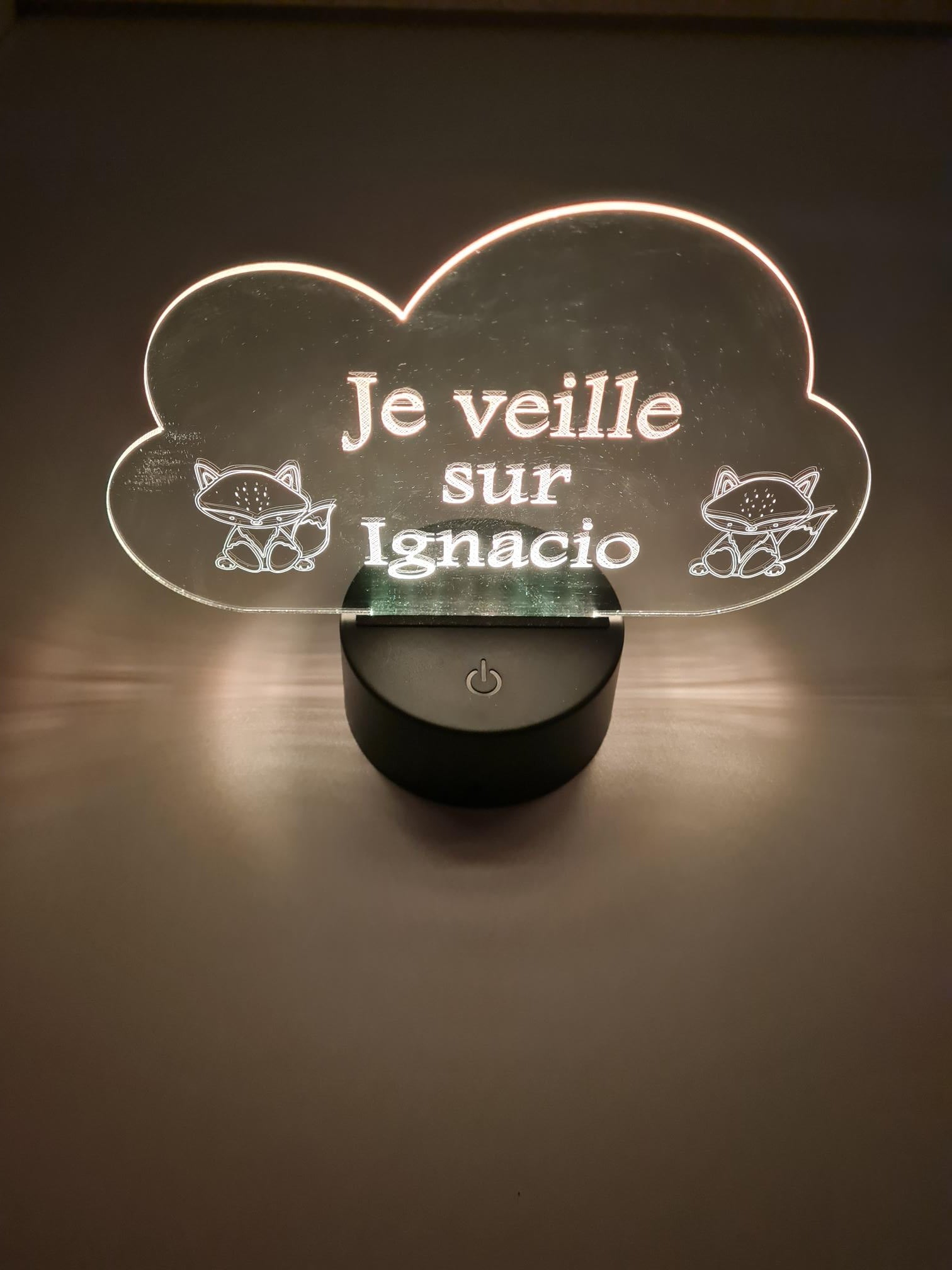 Veilleuse LED enfant personnalisée | Nuage | Avec prénom et personnage