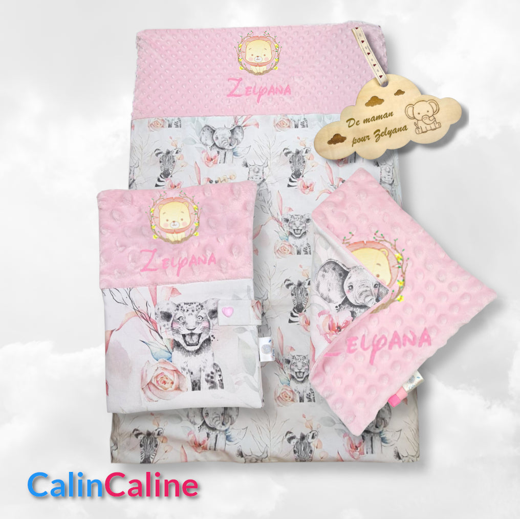 Pack Bébé Personnalisé | Couverture + Doudou 30cm + Protège carnet assortis | Fille | Coton